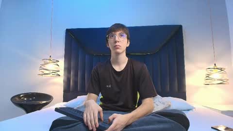 Snapshot of jeffbellfort chatting on 05/17/26, 07:21 JeffBellfort online show from 05/17/26, 07:21