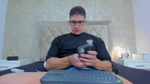 Snapshot of jeffdaltton chatting on 01/13/25, 12:45 Jeff online show from 01/13/25, 12:45