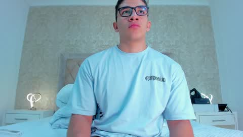 Snapshot of jeffdaltton chatting on 01/21/25, 12:18 Jeff online show from 01/21/25, 12:18