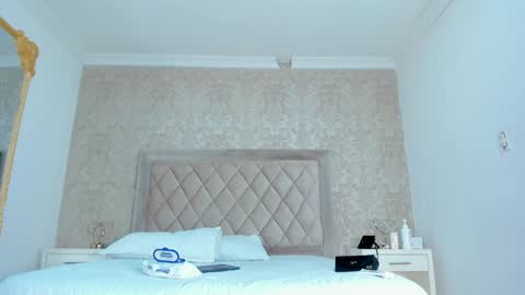 Snapshot of jeffdaltton chatting on 01/23/25, 03:54 Jeff online show from 01/23/25, 03:54