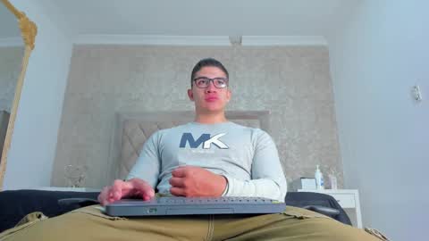 Snapshot of jeffdaltton chatting on 01/30/25, 12:37 Jeff online show from 01/30/25, 12:37