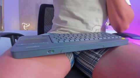 Snapshot of jeffdaltton chatting on 02/09/25, 09:49 Jeff online show from 02/09/25, 09:49