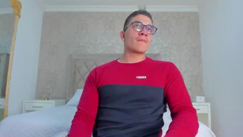 Snapshot of jeffdaltton chatting on 02/11/25, 05:07 Jeff online show from 02/11/25, 05:07