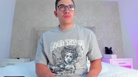 Snapshot of jeffdaltton chatting on 02/13/25, 12:43 Jeff online show from 02/13/25, 12:43