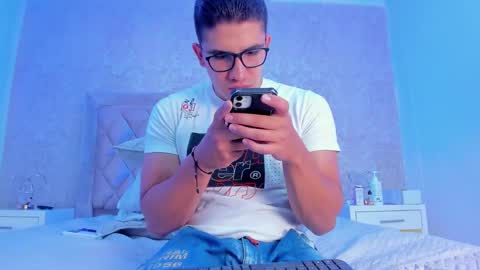 Snapshot of jeffdaltton chatting on 02/16/25, 12:54 Jeff online show from 02/16/25, 12:54