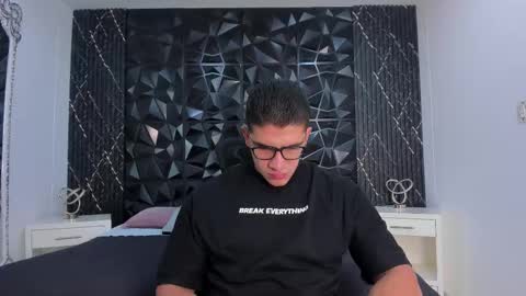 Snapshot of jeffdaltton chatting on 10/10/25, 08:08 Jeff online show from 10/10/25, 08:08