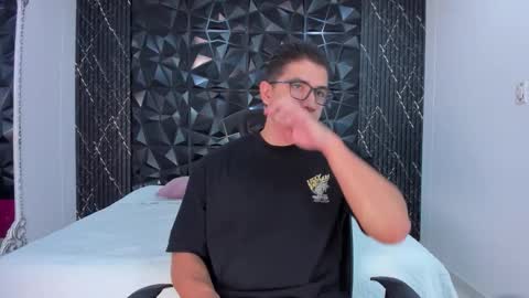 Snapshot of jeffdaltton chatting on 10/16/25, 08:10 Jeff online show from 10/16/25, 08:10