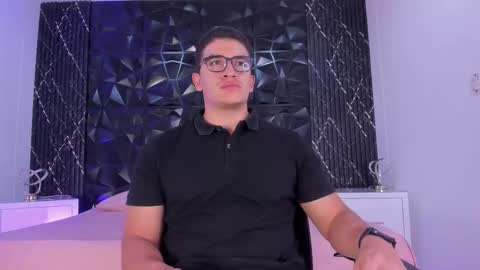 Snapshot of jeffdaltton chatting on 10/30/25, 07:47 Jeff online show from 10/30/25, 07:47