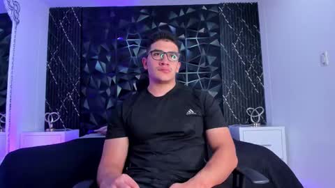 Snapshot of jeffdaltton chatting on 11/11/25, 08:09 Jeff online show from 11/11/25, 08:09