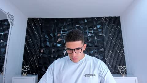 Snapshot of jeffdaltton chatting on 03/31/26, 12:27 Jeff online show from 03/31/26, 12:27