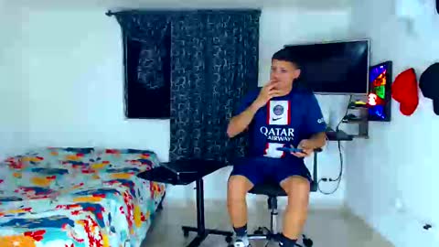 Snapshot of jeffer21_hot chatting on 02/23/25, 05:23 jeffer21_hot online show from 02/23/25, 05:23