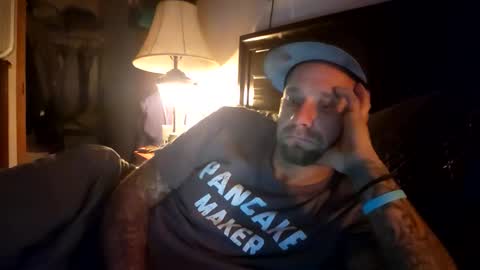 Snapshot of jeffersonjason438 chatting on 12/01/25, 05:56 Doingitright online show from 12/01/25, 05:56
