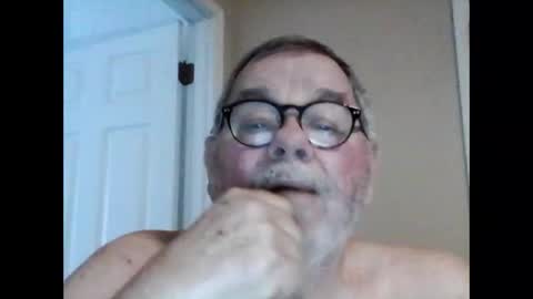 Snapshot of jeffm35150 chatting on 01/17/26, 09:18 jeffm35150 online show from 01/17/26, 09:18