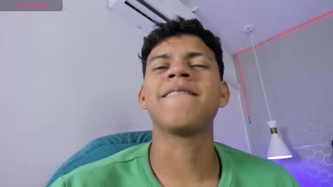 Snapshot of jeffry_wolvess chatting on 02/28/26, 12:22 Jeffry online show from 02/28/26, 12:22