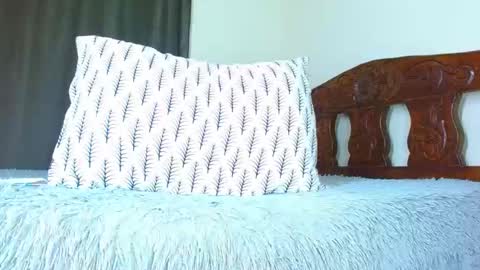 Snapshot of jeilertthh chatting on 11/21/25, 10:14 jeilertthh online show from 11/21/25, 10:14