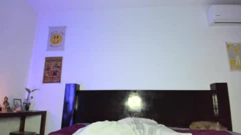 Snapshot of jeinsssgreys chatting on 01/13/25, 03:34 Greys online show from 01/13/25, 03:34