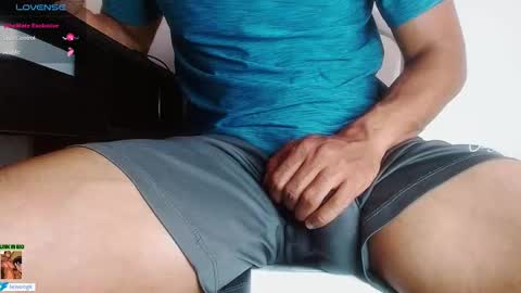 Snapshot of jeisongk chatting on 01/03/25, 04:48 Jason online show from 01/03/25, 04:48