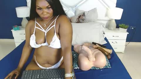 Snapshot of jelanybankol chatting on 01/10/25, 02:46 Jelany online show from 01/10/25, 02:46