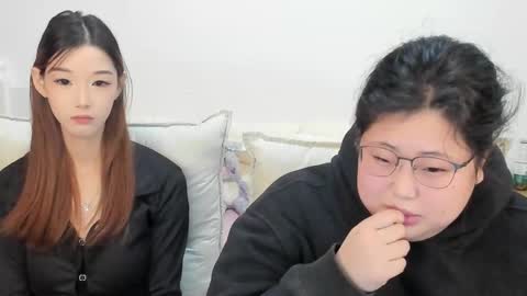 jelenaania online show from 12/02/25, 06:47