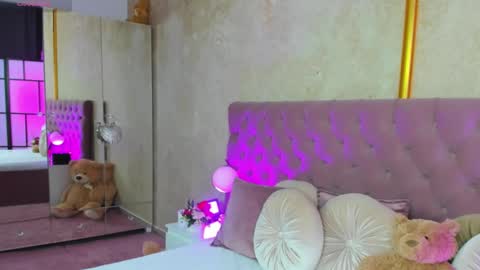 Jelisse online show from 02/06/25, 07:07