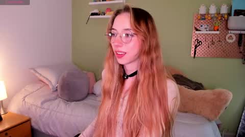 Snapshot of jelly_w5 chatting on 04/30/26, 01:56 Jelly online show from 04/30/26, 01:56