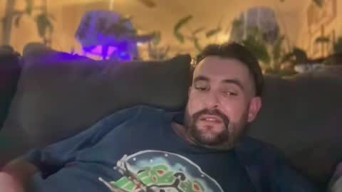 Guy Jones online show from 12/19/25, 12:34