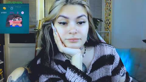 Snapshot of jelyaa chatting on 12/18/24, 02:06 Jelya online show from 12/18/24, 02:06