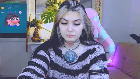 Snapshot of jelyaa chatting on 12/26/24, 04:14 Jelya online show from 12/26/24, 04:14