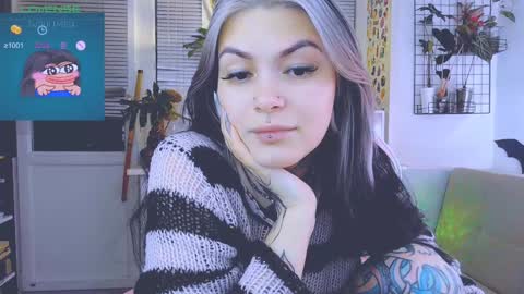 Snapshot of jelyaa chatting on 01/08/25, 01:31 Jelya online show from 01/08/25, 01:31