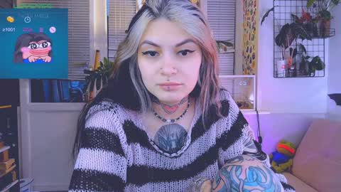 Snapshot of jelyaa chatting on 02/05/25, 12:49 Jelya online show from 02/05/25, 12:49