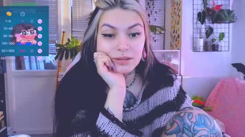 Snapshot of jelyaa chatting on 02/12/25, 12:55 Jelya online show from 02/12/25, 12:55