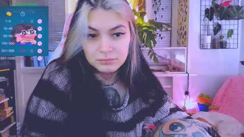 Snapshot of jelyaa chatting on 02/13/25, 11:50 Jelya online show from 02/13/25, 11:50