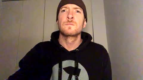 Snapshot of jem_boi_ chatting on 02/14/25, 10:07 jem_boi_ online show from 02/14/25, 10:07