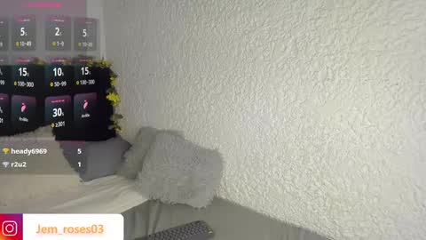 Snapshot of jem_roses3 chatting on 12/14/24, 09:51 jem roses3 online show from 12/14/24, 09:51