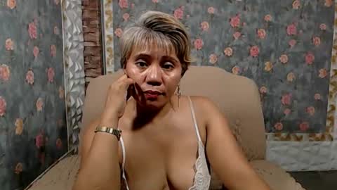 Snapshot of jemm36 chatting on 12/28/24, 12:35 Jem online show from 12/28/24, 12:35