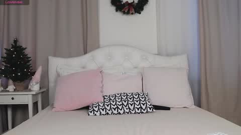 Jena  dont forget to thumbs up your rating is so important to me  online show from 12/24/24, 03:49