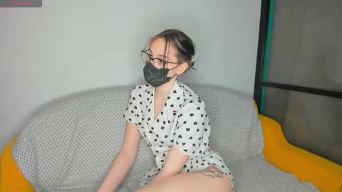 Molly online show from 02/19/26, 01:12