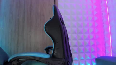 Snapshot of jendralevis chatting on 01/13/25, 11:06 jendralevis online show from 01/13/25, 11:06