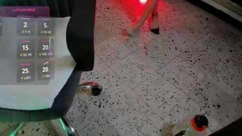 Snapshot of jenie_fire_ chatting on 10/15/25, 02:17 Angie online show from 10/15/25, 02:17