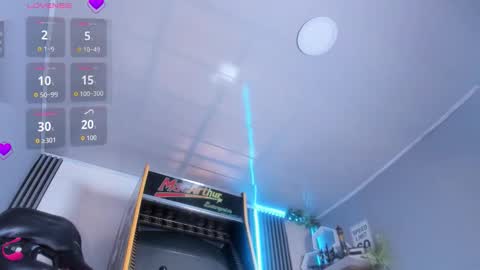 Snapshot of jenie_fire_ chatting on 10/21/25, 07:47 Angie online show from 10/21/25, 07:47