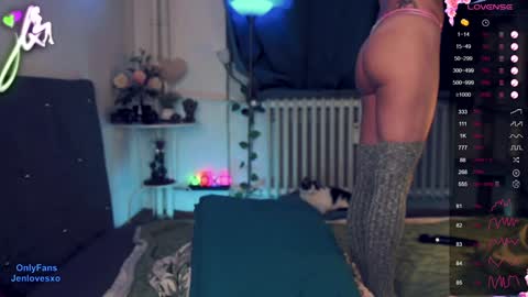 jeniferlovex online show from 02/09/25, 04:25