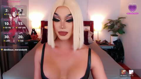 Snapshot of jenifers_body chatting on 04/21/26, 04:52 Queen Jenifer online show from 04/21/26, 04:52