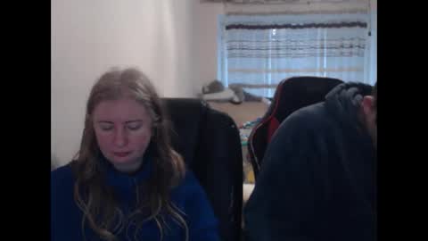 Snapshot of jenisandpeter chatting on 02/26/26, 05:28 JenisAndPeter online show from 02/26/26, 05:28