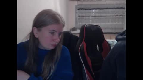 Snapshot of jenisandpeter chatting on 02/28/26, 07:26 JenisAndPeter online show from 02/28/26, 07:26