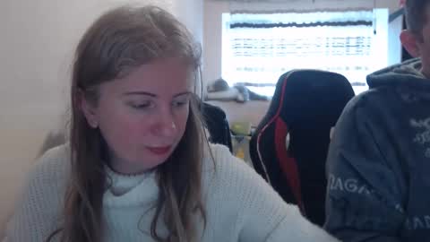 Snapshot of jenisandpeter chatting on 03/04/26, 07:36 JenisAndPeter online show from 03/04/26, 07:36