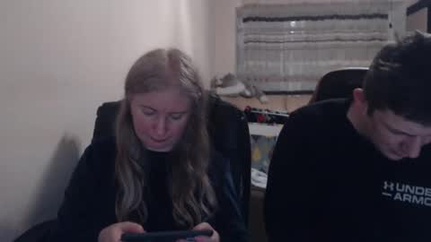 Snapshot of jenisandpeter chatting on 03/28/26, 08:41 JenisAndPeter online show from 03/28/26, 08:41