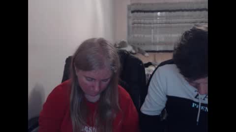 Snapshot of jenisandpeter chatting on 04/10/26, 06:56 JenisAndPeter online show from 04/10/26, 06:56