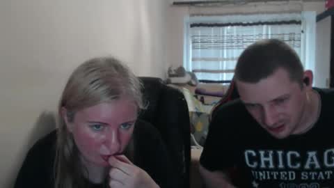 Snapshot of jenisandpeter chatting on 05/20/26, 05:08 JenisAndPeter online show from 05/20/26, 05:08