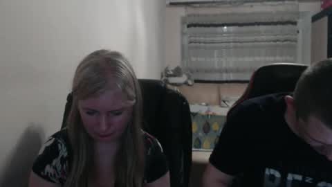 Snapshot of jenisandpeter chatting on 05/28/26, 08:17 JenisAndPeter online show from 05/28/26, 08:17