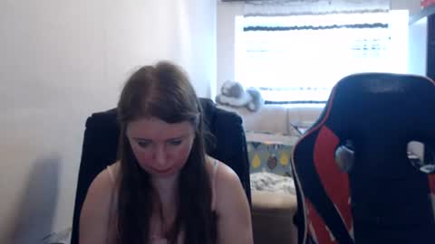 Snapshot of jenisandpeter chatting on 07/07/26, 06:47 JenisAndPeter online show from 07/07/26, 06:47